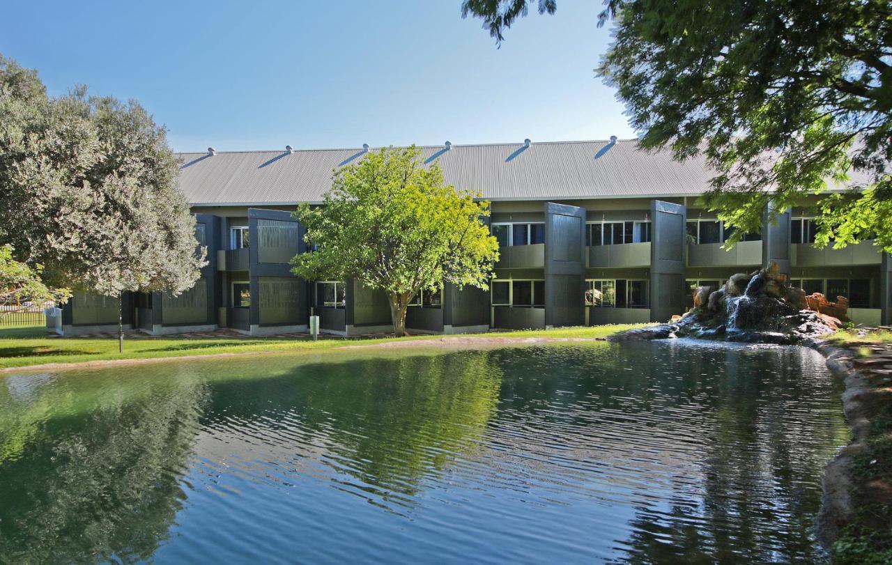 Kupferquelle Resort Tsumeb Ngoại thất bức ảnh